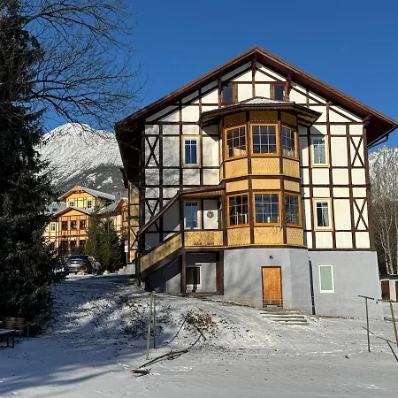 Cucoriedka-vila Mudron Apartment Vysoke Tatry